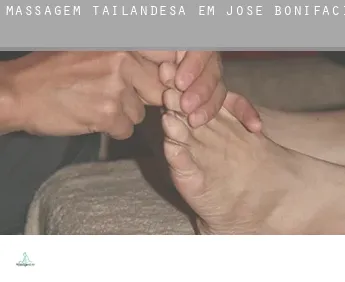 Massagem tailandesa em  José Bonifácio
