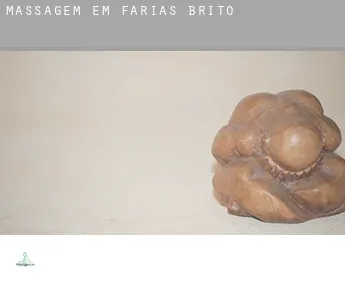 Massagem em  Farias Brito