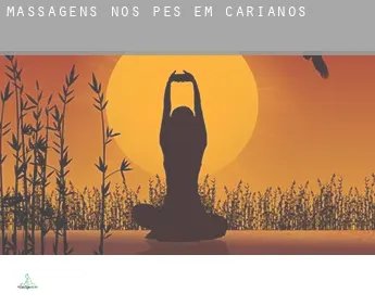 Massagens nos pés em  Carianos